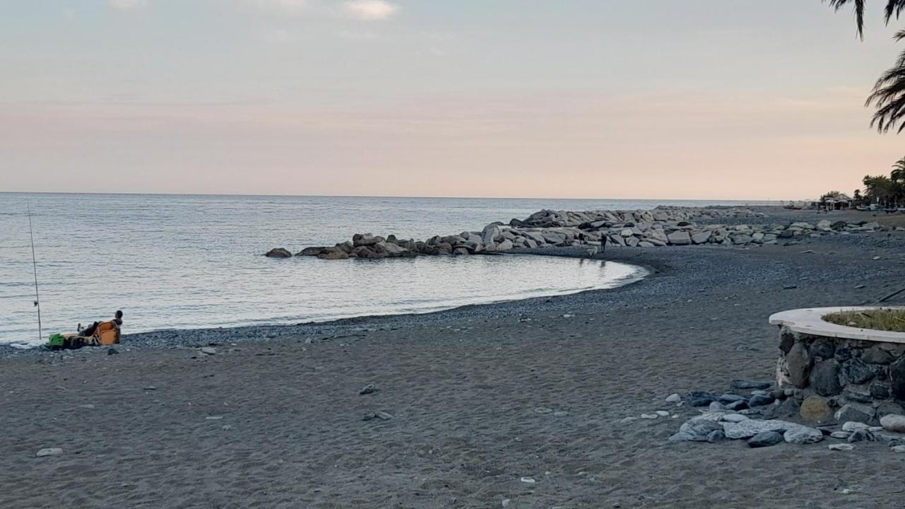 Casa Pupa Lejlighed Cogoleto Eksteriør billede